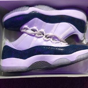 Air Jordan 11 retro low blue snakeskin